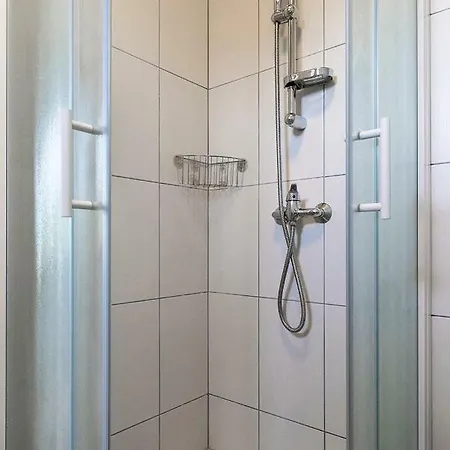 Lavanda Apartments&studios Pinezići