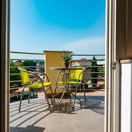 Lavanda Apartments&studios *