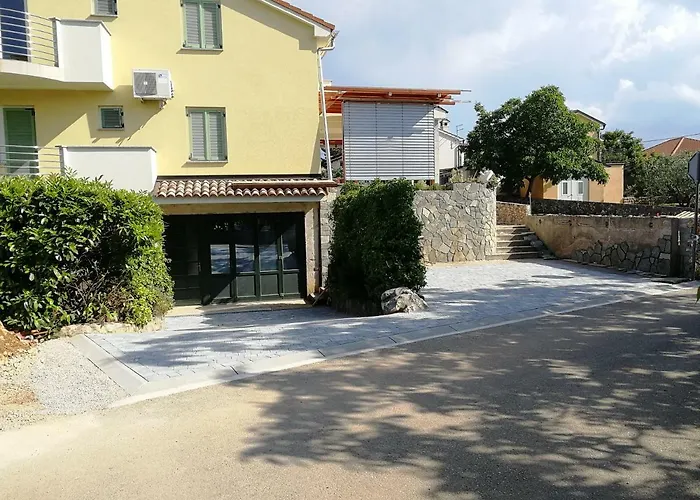 Lavanda Apartments&studios Апартаменты Пинезичи