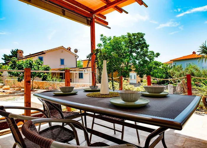 Апартаменты Lavanda Apartments&studios Пинезичи