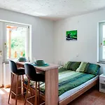 Lavanda Apartments&studios Διαμέρισμα *
