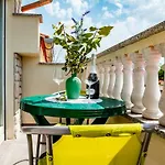 Διαμέρισμα Lavanda Apartments&studios Pinezići