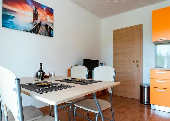 Lavanda Apartments&studios * Pinezići
