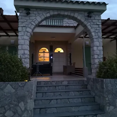 Lavanda Apartments&studios Daire Pinezići