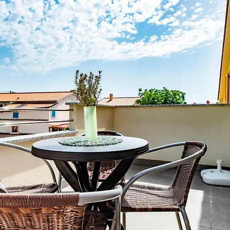 Lavanda Apartments&studios Appartement