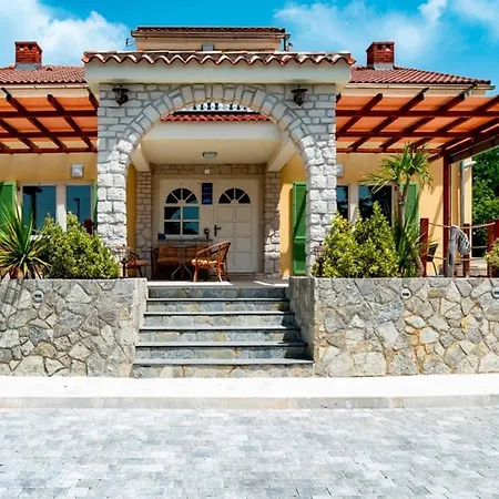 Lavanda Apartments&studios * Pinezići